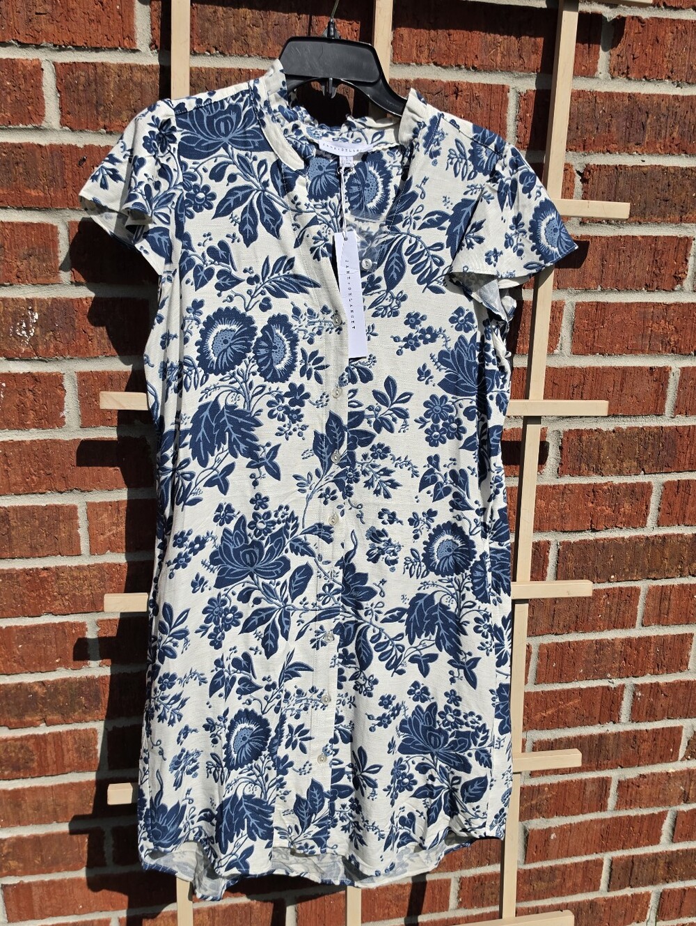 Jane and Delancey NWT Linen Floral Print Button Down Dress With Pockets - Small